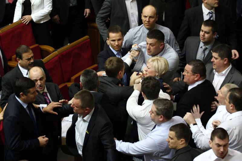 Tyahnybok et Parubiy au parlement