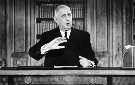 LE PRÉSIDENT FRANÇAIS CHARLES de GAULLE A MIS SON VETO À L'ENTRÉE BRITANNIQUE EN 1963