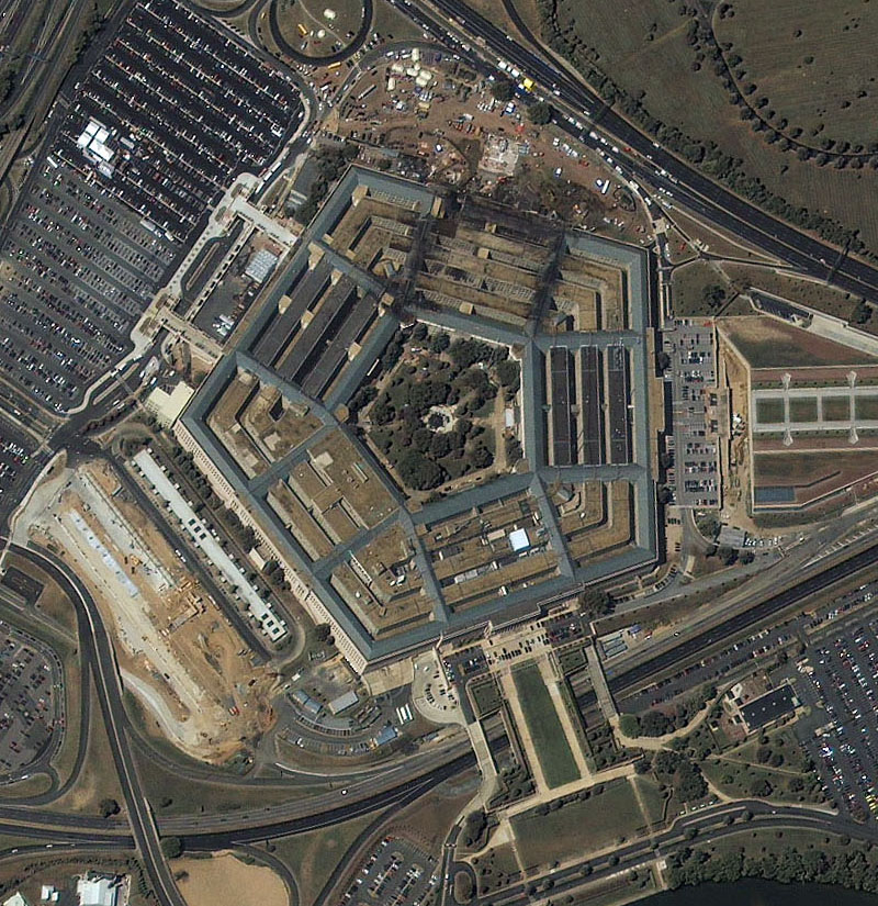 Pentagon hole and damage area dimensions back. Pentagon Bombing 2001 : » Le Pentagone (4/10) - Les preuves visuelles
