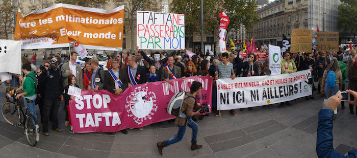 Manifestation contre le Tafta, à Paris, à l’automne 2014.