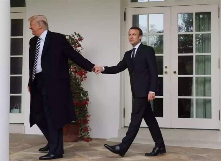 A-00-a-MacronTrump.jpg