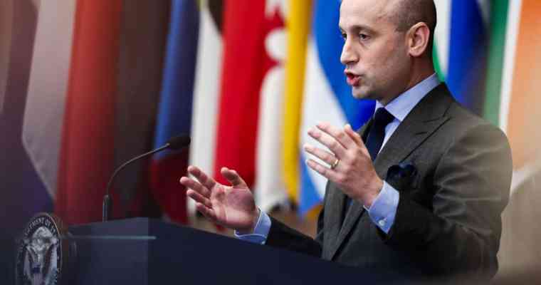 Dans un discours aux accents fascistes, Miller qualifie la gauche de « cancer » que la planète doit « éradiquer »